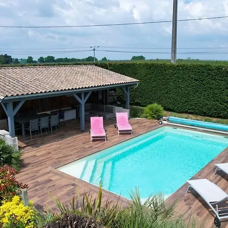 Maison Au Coeur Des Vignes ヴィラ *